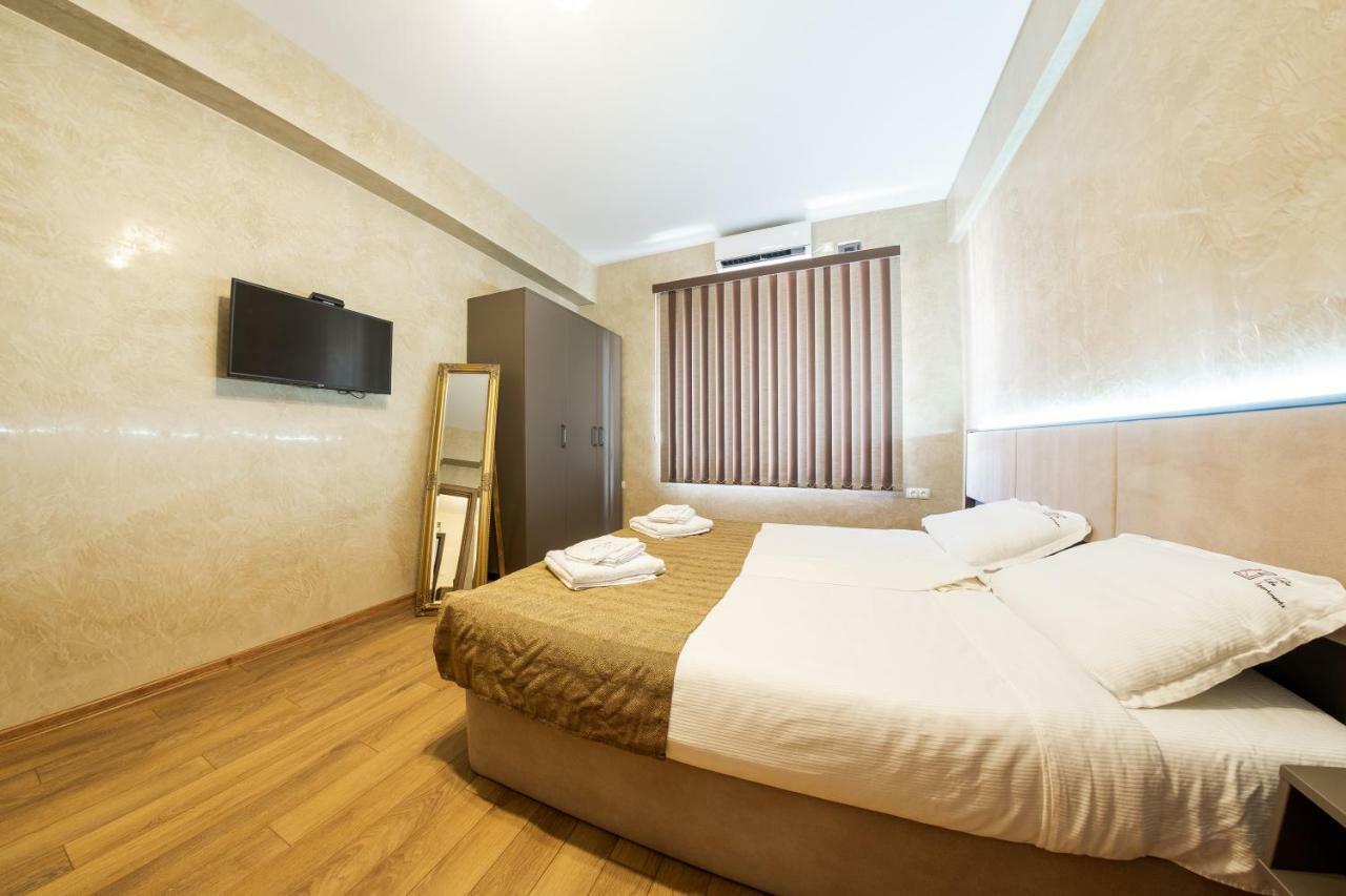 Sofia Crown Life Apartment Kültér fotó